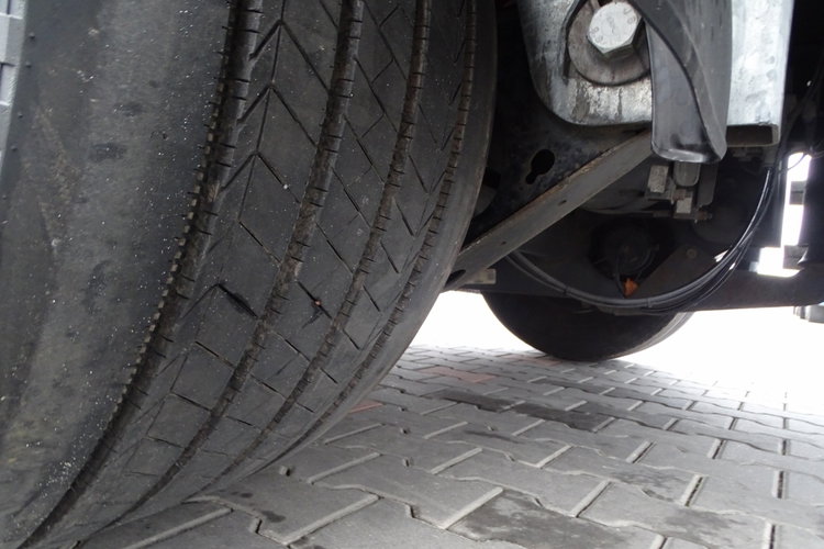 DAF XF 480 / ZESTAW TANDEM / 120 M3 / PRZEJAZDOWY / 2019 ROK / PO KONTRAKCIE SERWISOWYM / zdjęcie 44