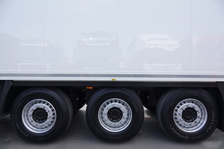 Krone / CHŁODNIA  / CARRIER VECTOR 1550 / DOPPELSTOCK / PALECIARA  / OŚ PODNOSZONA / 2020 R  zdjęcie 24