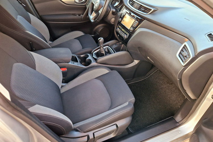 Nissan Qashqai Kamera cofania. Ledy. Navigacja. Asystent pasa ruchu zdjęcie 25