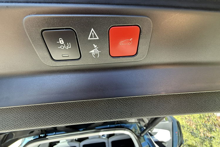 Peugeot 5008 Zadbany z oryginalnym niskim przebiegiem zdjęcie 23