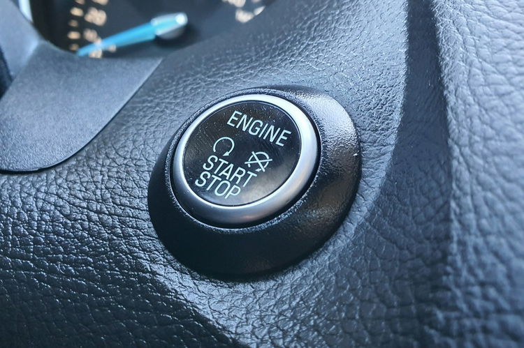 Ford Focus 2.0 TDCi 150KM # Titanium # Climatronic # Navi SYNC 3 # Park Assist zdjęcie 22