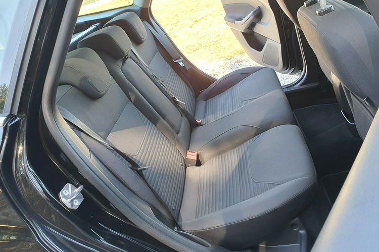 Ford Focus 2.0 TDCi 150KM # Titanium # Climatronic # Navi SYNC 3 # Park Assist zdjęcie 9