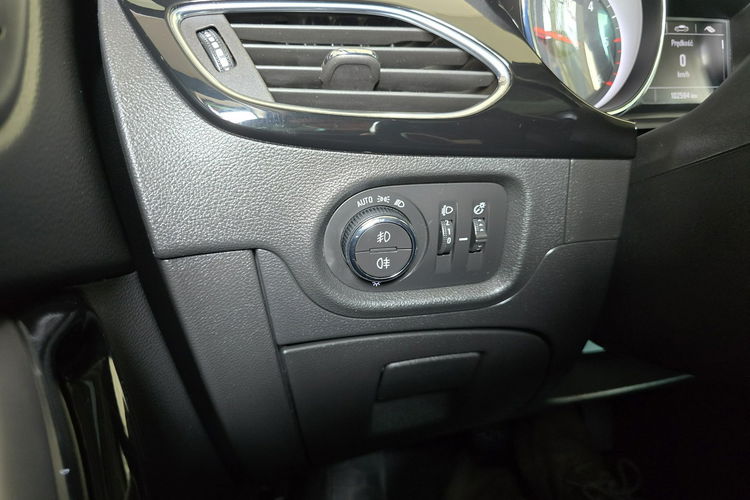 Opel Astra zdjęcie 16