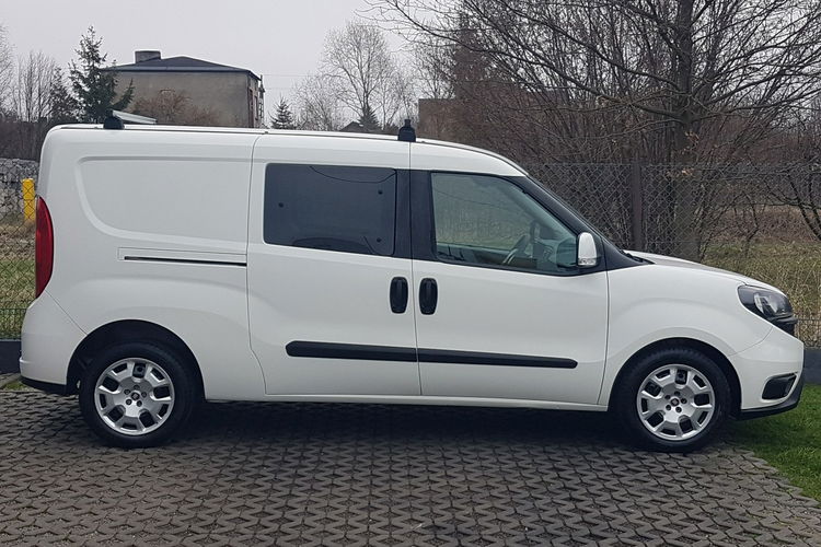 Fiat Doblo MAXI 5 OSÓB DŁUGI KLIMA 6-BIEGÓW KRAJOWY I-WŁAŚCICIEL FAKTURA VAT zdjęcie 12