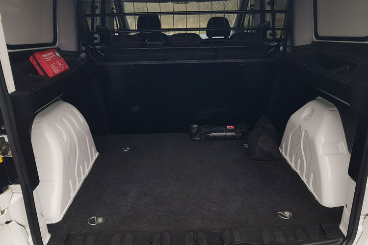 Fiat Doblo MAXI 5 OSÓB DŁUGI KLIMA 6-BIEGÓW KRAJOWY I-WŁAŚCICIEL FAKTURA VAT zdjęcie 18