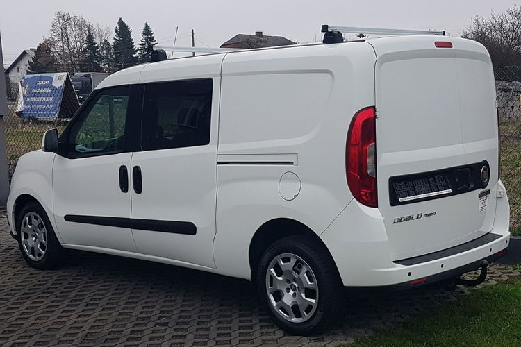 Fiat Doblo MAXI 5 OSÓB DŁUGI KLIMA 6-BIEGÓW KRAJOWY I-WŁAŚCICIEL FAKTURA VAT zdjęcie 3