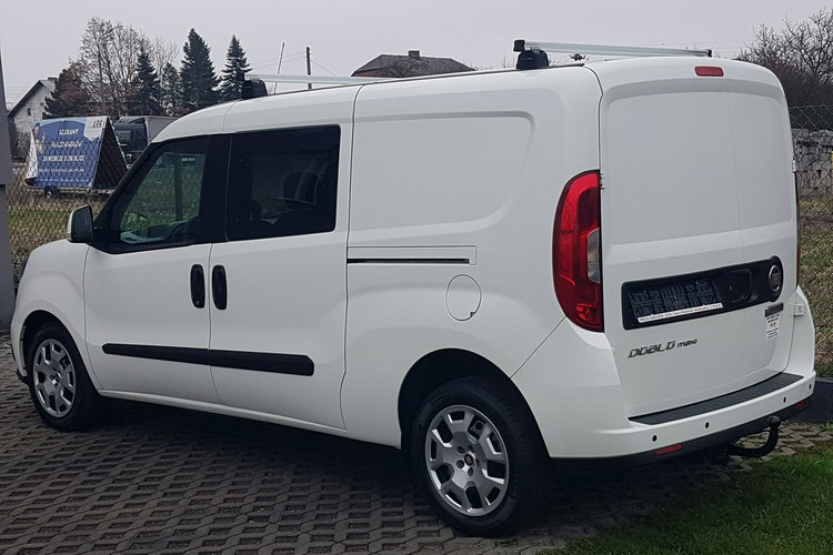 Fiat Doblo MAXI 5 OSÓB DŁUGI KLIMA 6-BIEGÓW KRAJOWY I-WŁAŚCICIEL zdjęcie 3