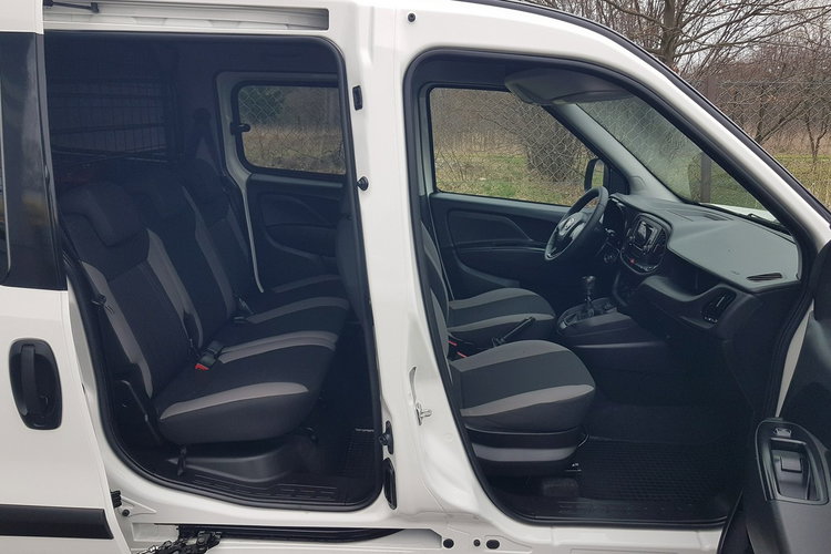 Fiat Doblo MAXI 5 OSÓB DŁUGI KLIMA 6-BIEGÓW KRAJOWY I-WŁAŚCICIEL zdjęcie 35