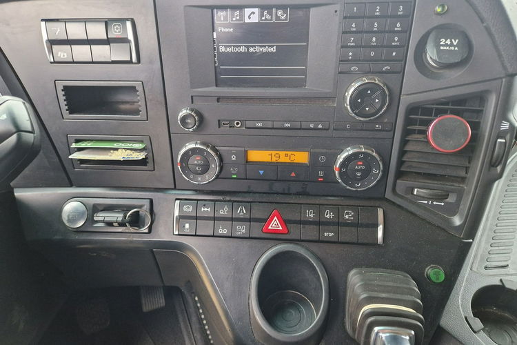 Mercedes Actros 2543 LAWETA POMOC DROGOWA NAJAZD HYDRAULICZNY 3-OSIE 6x2 KLIMA ŁÓŻKO zdjęcie 29