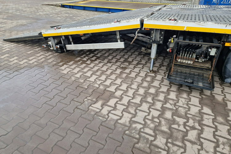 Mercedes Actros 2543 LAWETA POMOC DROGOWA NAJAZD HYDRAULICZNY 3-OSIE 6x2 KLIMA ŁÓŻKO zdjęcie 24