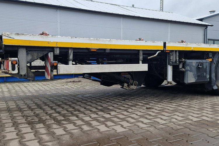 Mercedes Actros 2543 LAWETA POMOC DROGOWA NAJAZD HYDRAULICZNY 3-OSIE 6x2 KLIMA ŁÓŻKO zdjęcie 31