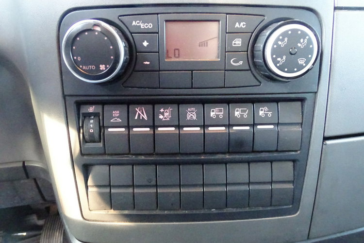 MAN TGL 12.180 Kontener Euro 6 Sprowadzony ESP, ASR, Klimatyzacja , Winda, Poduszki, 18 Euro Palet zdjęcie 9