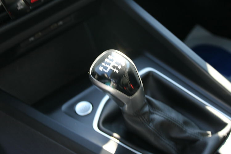 Volkswagen Golf LIFE Virtual F-vat Salon Polska Gwarancja zdjęcie 21