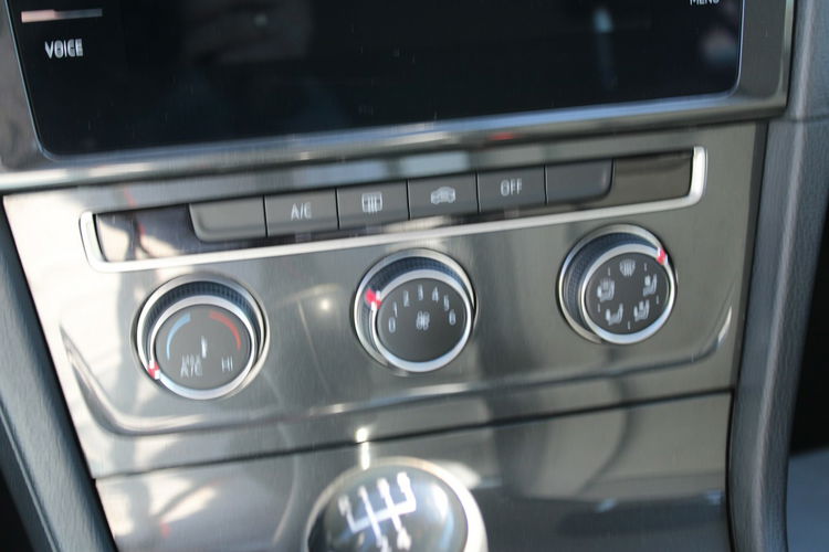Volkswagen Golf Trendline LED Gwarancja Salon Polska F-VAT zdjęcie 18