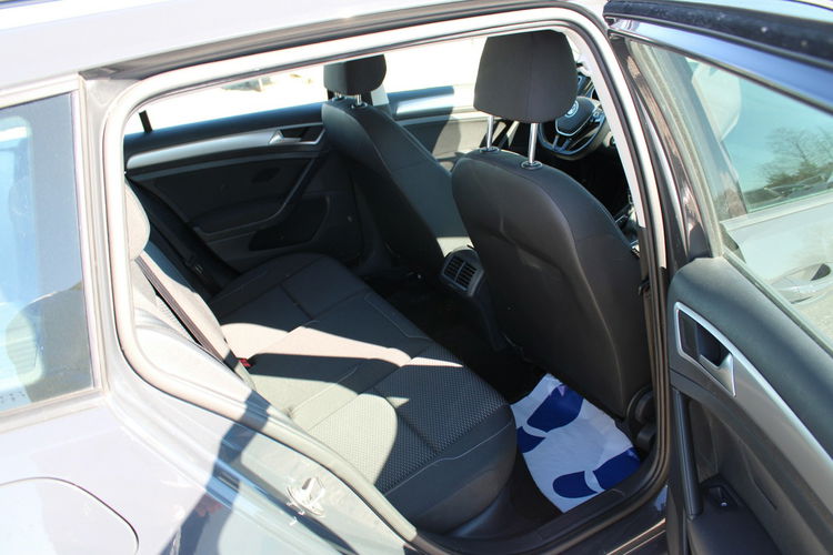 Volkswagen Golf Trendline LED Gwarancja Salon Polska F-VAT zdjęcie 25