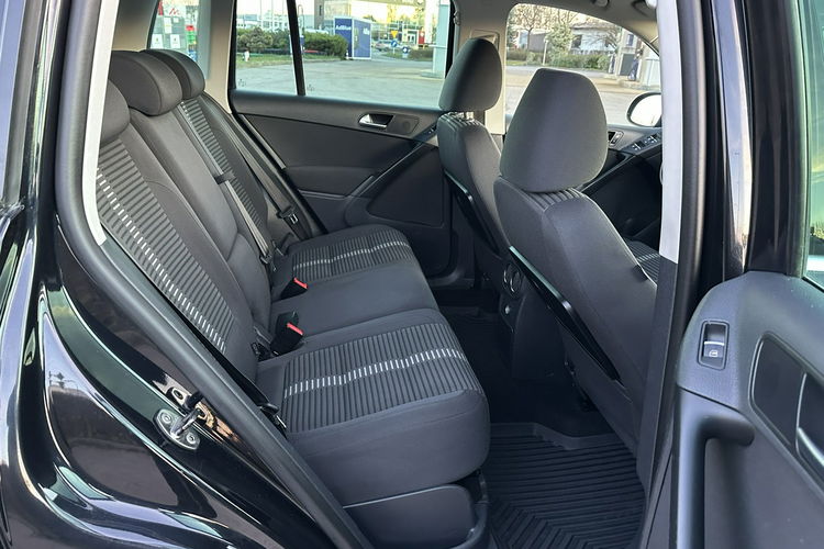 Tiguan Volkswagen Tiguan 2011 2.0 diesel nawigacja 2 komplety kół zdjęcie 12