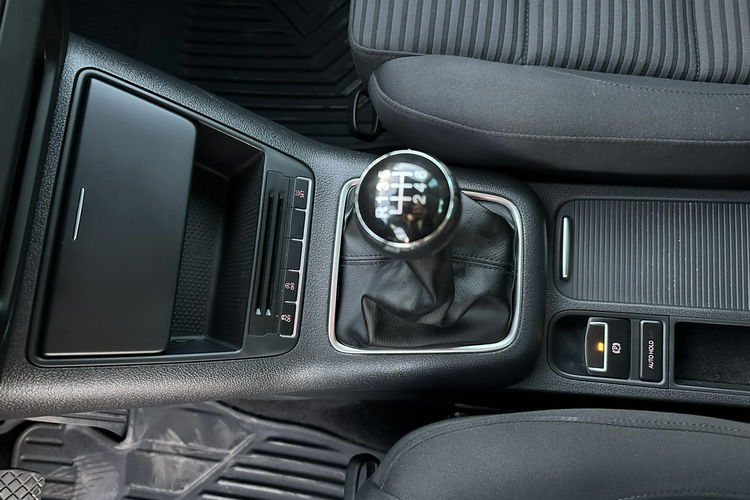 Tiguan Volkswagen Tiguan 2011 2.0 diesel nawigacja 2 komplety kół zdjęcie 18