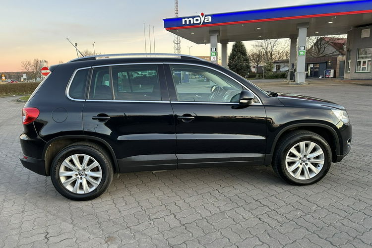 Tiguan Volkswagen Tiguan 2011 2.0 diesel nawigacja 2 komplety kół zdjęcie 6