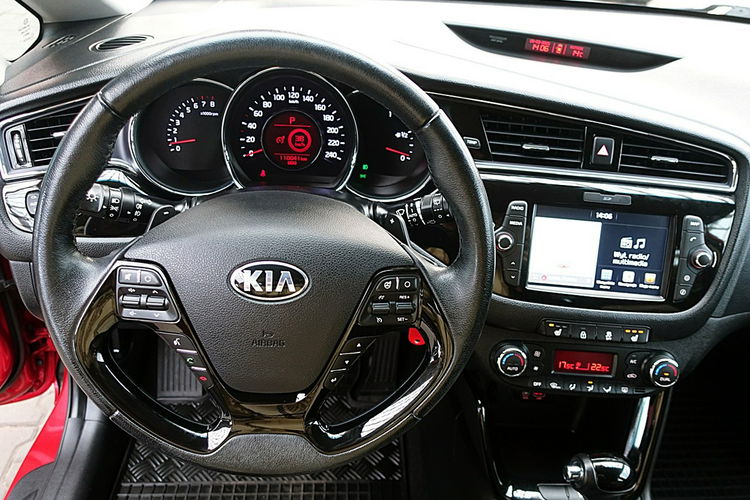Kia Cee'd AUTOMAT 1.6i 135KM LED+Navi Serwis ASO GWARANCJA Iwł Krajowy Bezwypad 4x2 zdjęcie 18