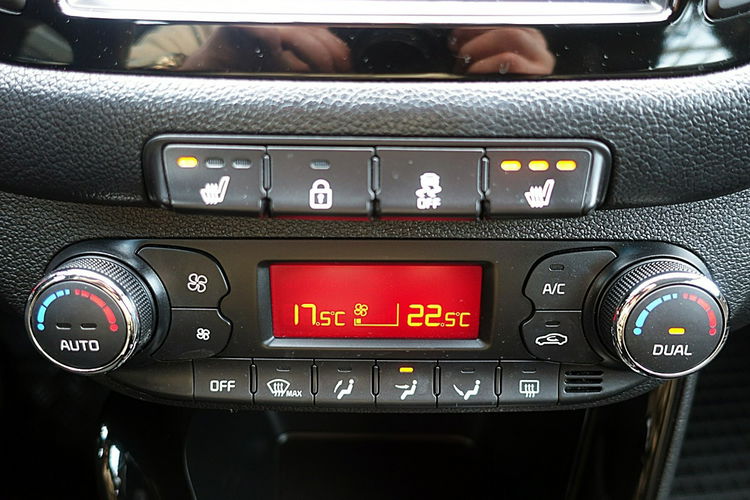 Kia Cee'd AUTOMAT 1.6i 135KM LED+Navi Serwis ASO GWARANCJA Iwł Krajowy Bezwypad 4x2 zdjęcie 19