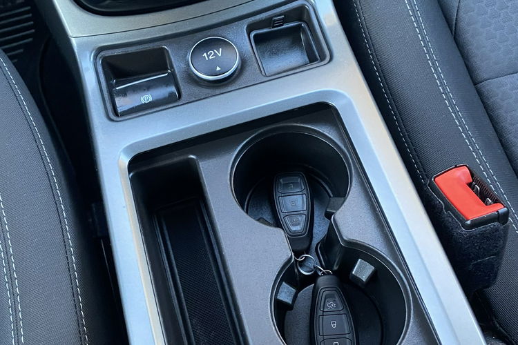 Ford Kuga Panorama+Ledy przód tył+Półskóry+Keyless Go+Climatronic+Podg Fotele zdjęcie 29