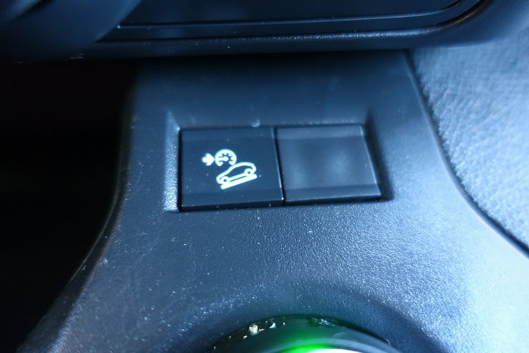 Citroen Berlingo Fv 23% Berlingo XL Long 100% Org. Lakier 3 os. 46 617 brutto zdjęcie 26