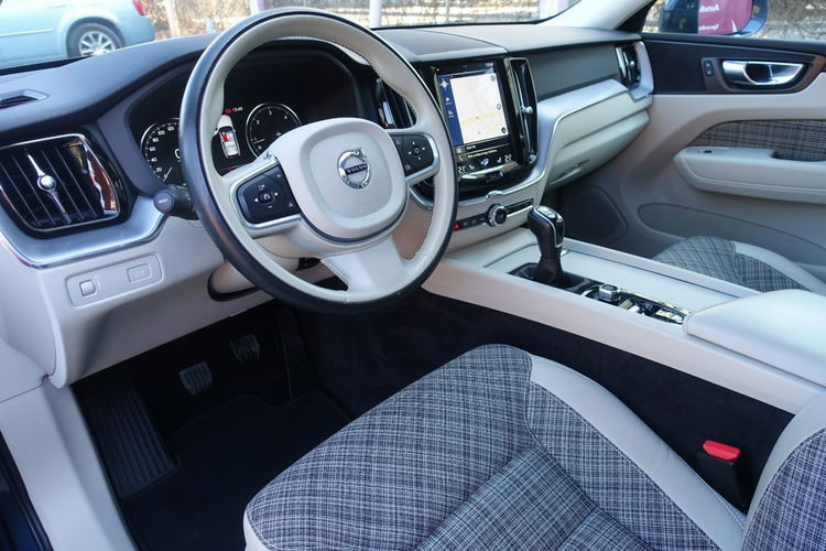 Volvo XC 60 Rezerwacja Rezerwacja Rezerwacja zdjęcie 12