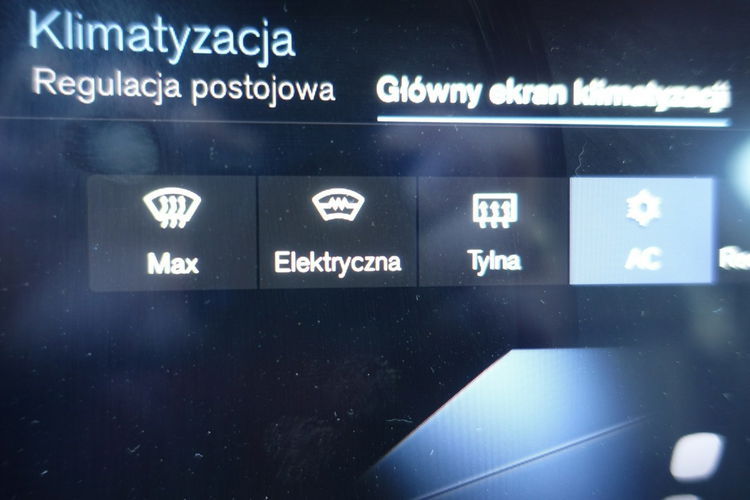 Volvo XC 60 Rezerwacja Rezerwacja Rezerwacja zdjęcie 35