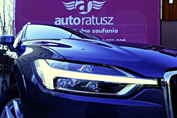 Volvo XC 60 Rezerwacja Rezerwacja Rezerwacja zdjęcie 8