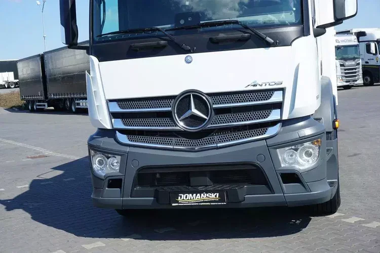 Mercedes ANTOS / 2535 / EURO 6 / CHŁODNIA + WINDA / 23 PALETY / OŚ SKRĘTNA zdjęcie 22