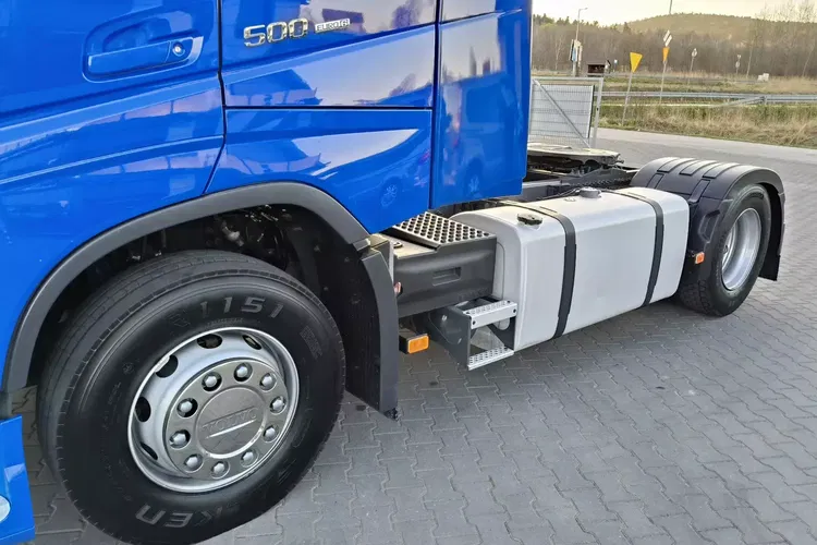 Volvo FH4 500 / EURO 6 / AUTOMAT / STANDARD / ZADBANE / zdjęcie 12