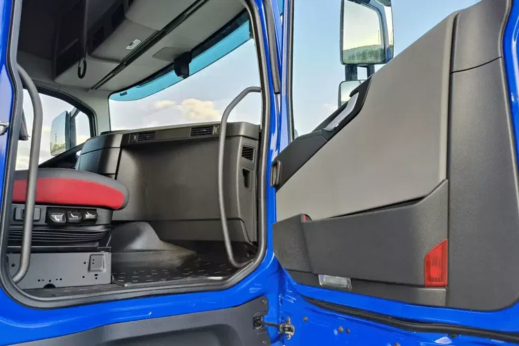 Volvo FH4 500 / EURO 6 / AUTOMAT / STANDARD / ZADBANE / zdjęcie 15