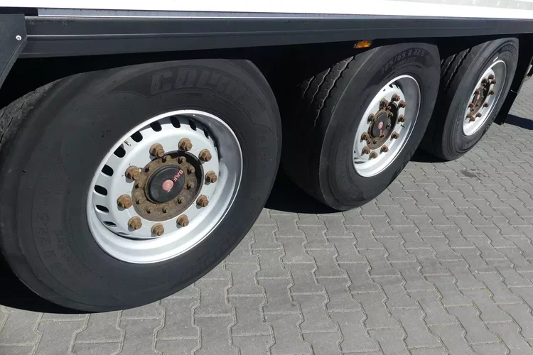 Krone CHŁODNIA / DOPPELSTOCK / OŚ PODNOSZONA / zdjęcie 14