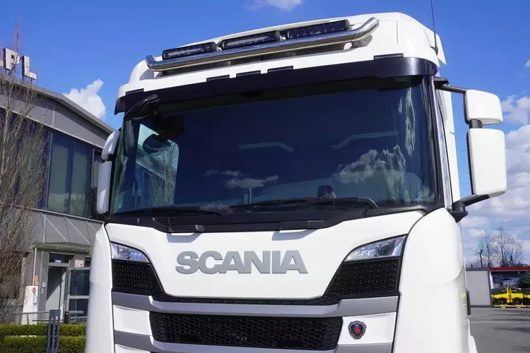 Scania R540 6x4 - oś podnoszona - kab.sypialna - rama 9.2m zdjęcie 11