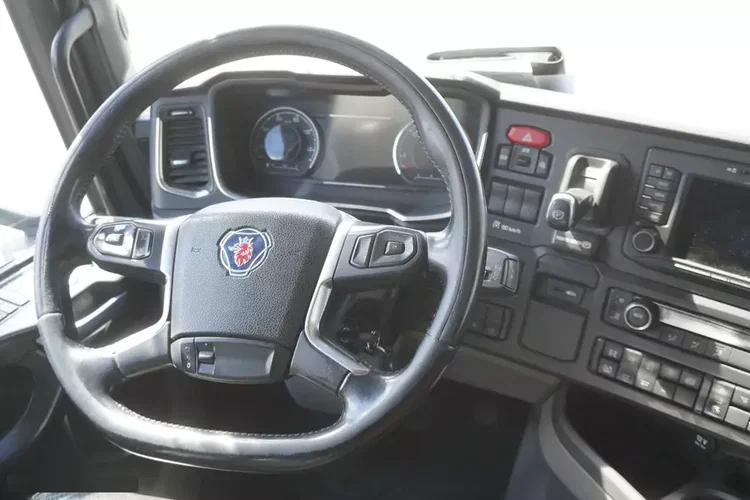 Scania R540 6x4 - oś podnoszona - kab.sypialna - rama 9.2m zdjęcie 22