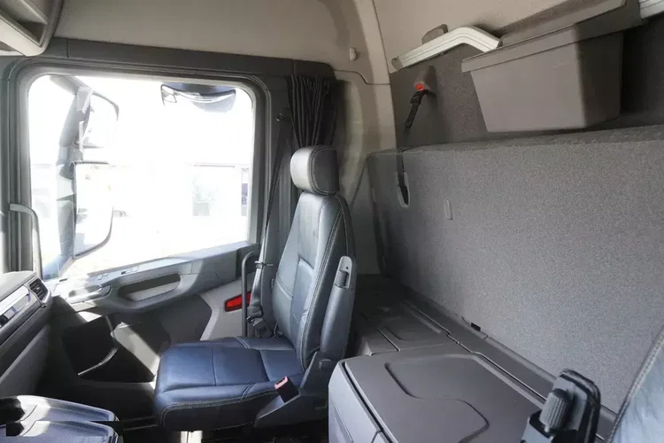 Scania R540 6x4 - oś podnoszona - kab.sypialna - rama 9.2m zdjęcie 25