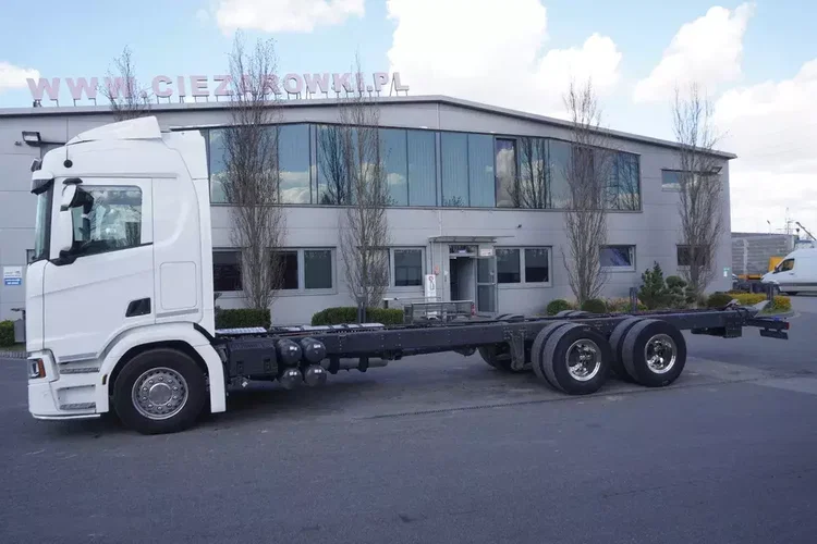 Scania R540 6x4 - oś podnoszona - kab.sypialna - rama 9.2m zdjęcie 4