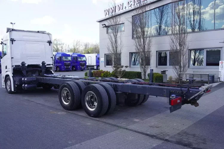 Scania R540 6x4 - oś podnoszona - kab.sypialna - rama 9.2m zdjęcie 5