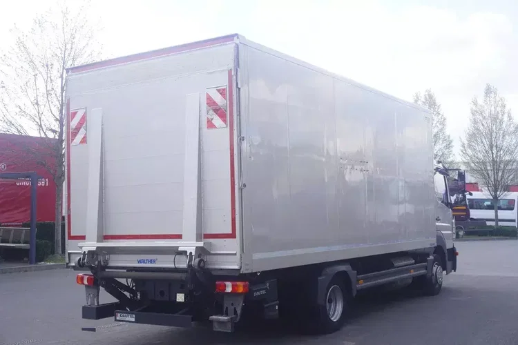 Mercedes Atego 818 / kontener / Winda Dautel 1, 5 t zdjęcie 8