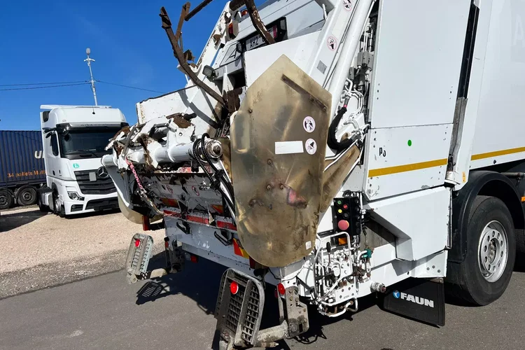 Mercedes AROCS 2536 eur6 FAUN VARIOPRSS520 zdjęcie 17