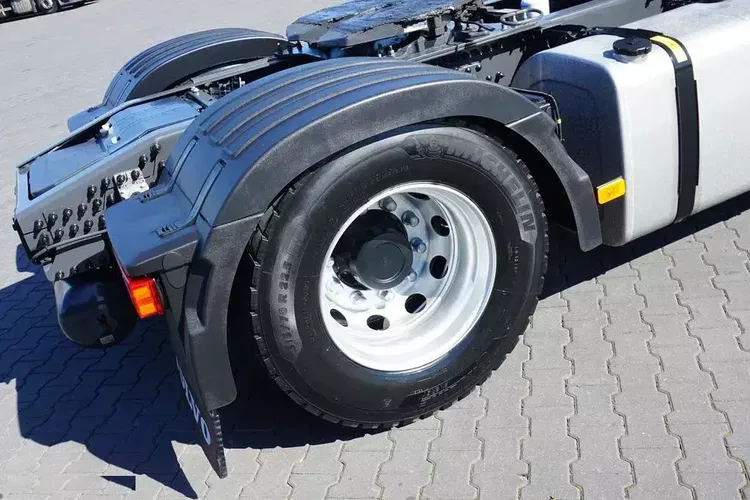 Volvo / FH / 500 / I – SAVE / XL / EURO 6 / ACC / I -COOL / NOWY MODEL zdjęcie 33