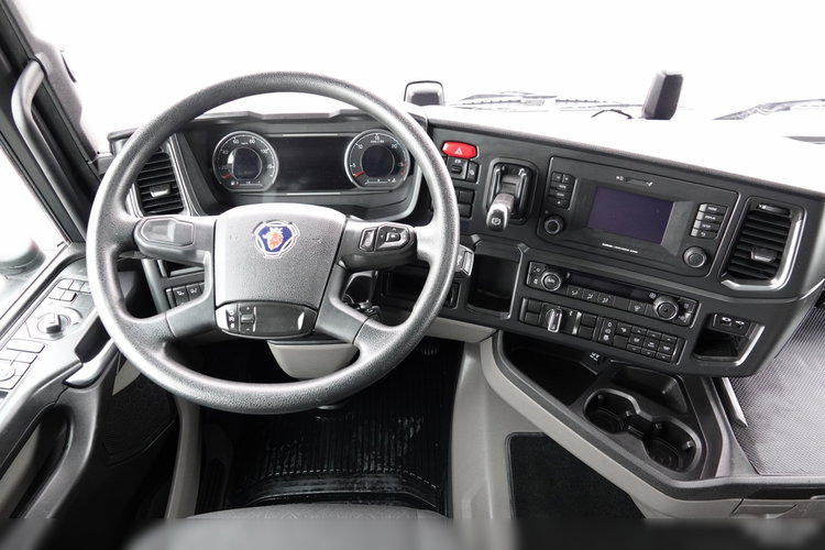 Scania R 450 / MEGA / LOWDECK / 2021 ROK / PO ZŁOTYM KONTRAKCIE SERWISOWYM / zdjęcie 36