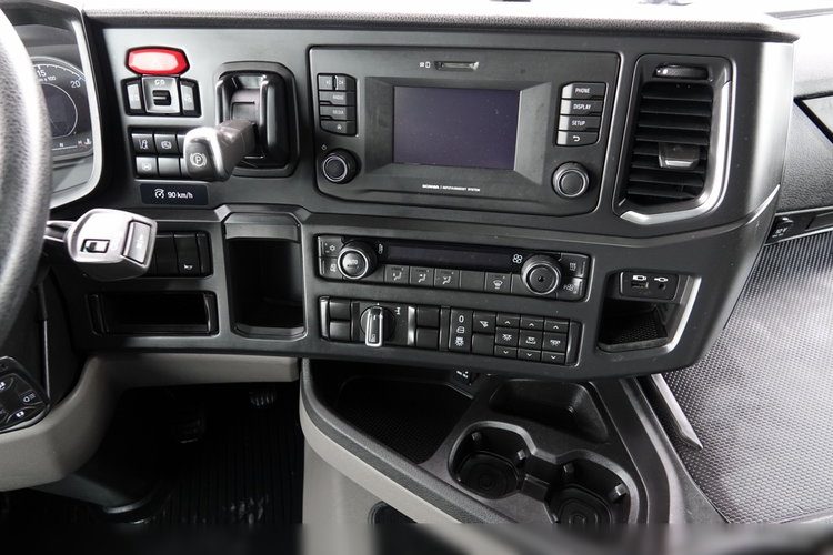 Scania R 450 / MEGA / LOWDECK / 2021 ROK / PO ZŁOTYM KONTRAKCIE SERWISOWYM / zdjęcie 37