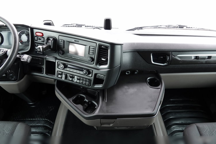 Scania R 450 / MEGA / LOWDECK / 2021 ROK / PO ZŁOTYM KONTRAKCIE SERWISOWYM / zdjęcie 38