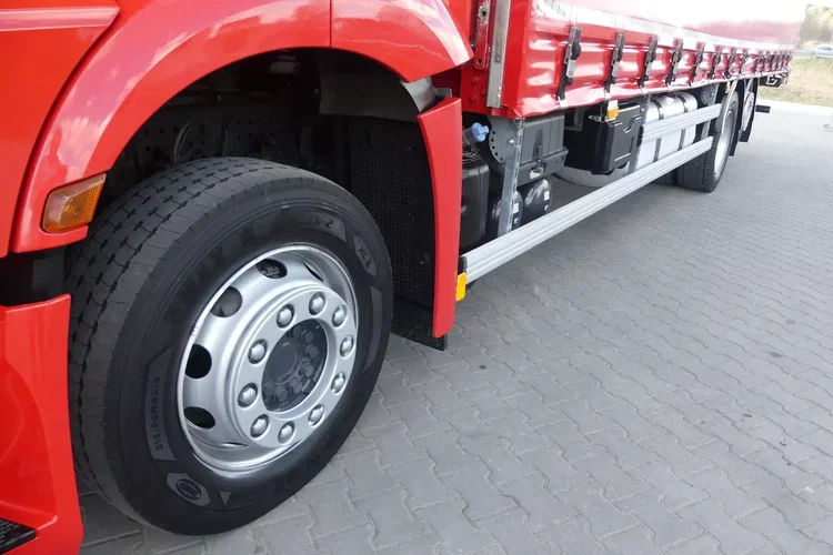 Mercedes ACTROS 2543 / 6x2 / FIRANKA 8.20m / EURO 6 / IDEALNY STAN / zdjęcie 14