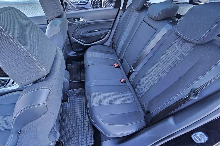 Peugeot 308 SW panorana, navi, grzane fotele, tempomat, hak zdjęcie 16