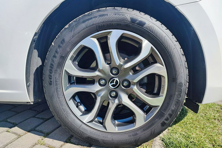 Mazda 2 1.5 SkyActiv-G Nakama + pełny serwis i oryginalny lakier zdjęcie 15