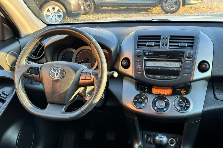 Toyota RAV-4 Lifting Szyberdach Lakier Perła zdjęcie 15