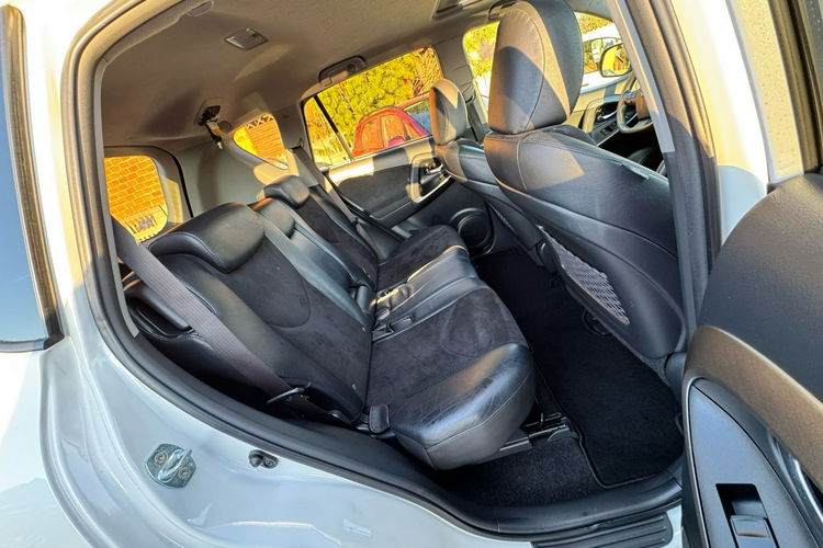 Toyota RAV-4 Lifting Szyberdach Lakier Perła zdjęcie 21