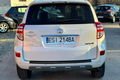 samochód osobowy Toyota zdjęcie 3
